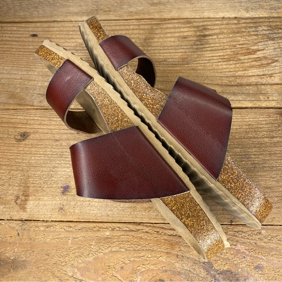 Björndal Women’s Big Buckle Candace Slip On Sandals Size 10 - Picture 3 of 8